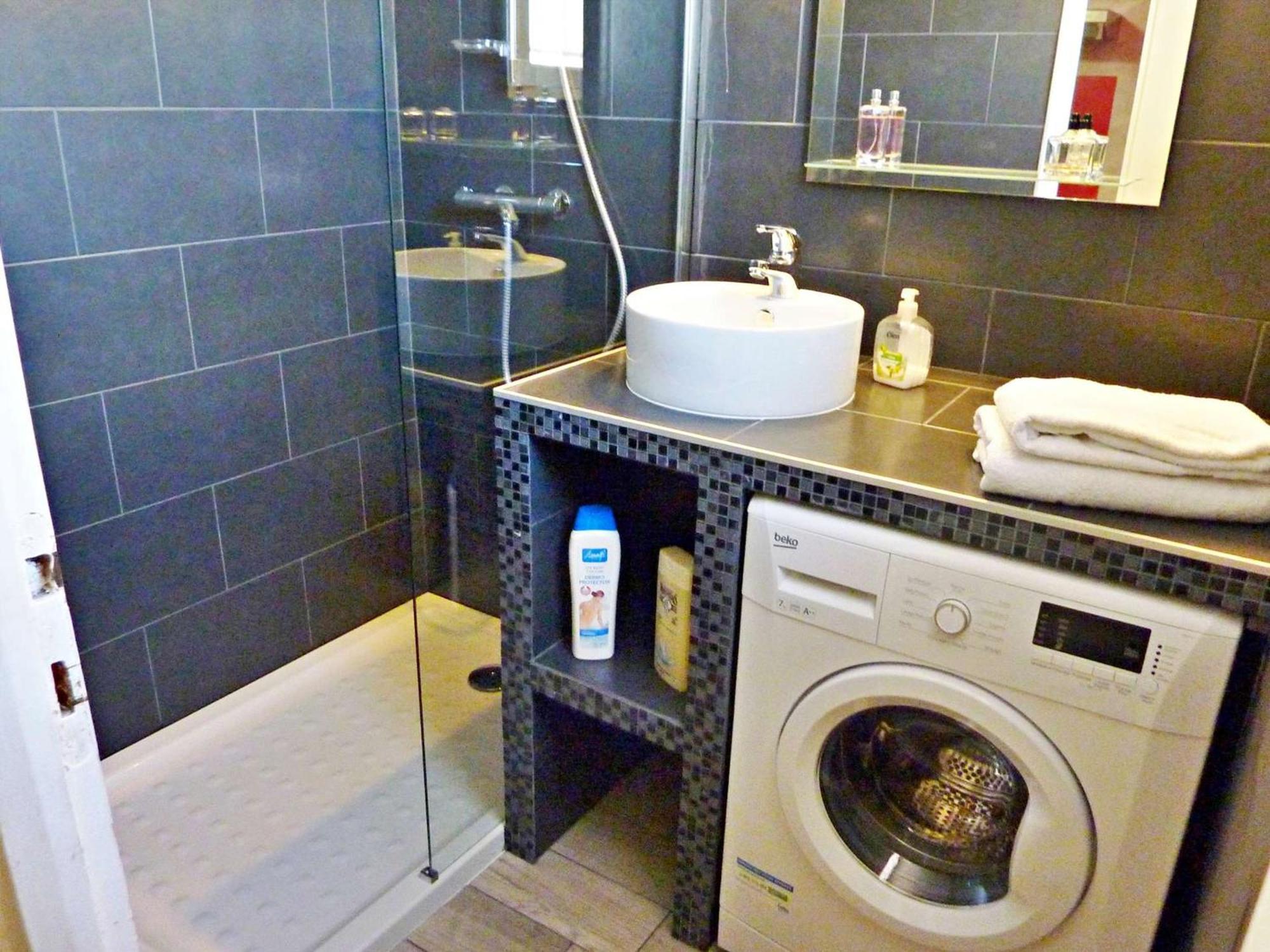 Duplex Renove Avec Clim, Terrasse Et Parking A Marseillan - Fr-1-387-162 아파트 외부 사진